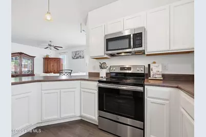 349 Frisco Way, Holly Ridge, NC 28445 - Photo 11