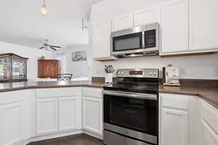 349 Frisco Wy, Holly Ridge, NC 28445 - Photo 11