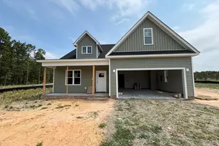 105 Spring Meadows Dr, Aberdeen, NC 28315 - Photo 1