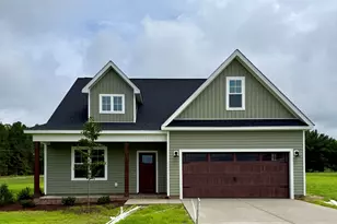 105 Spring Meadows Dr, Aberdeen, NC 28315 - Photo 1