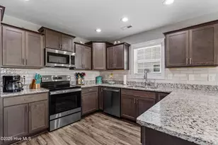 372 Water Wagon Trl, Jacksonville, NC 28546 - Photo 11