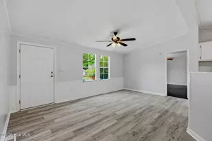 7821 Niffer Ln, Wilmington, NC 28412 - Photo 11