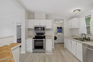 7821 Niffer Ln, Wilmington, NC 28412 - Photo 13