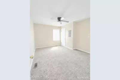 3649 S Walnut Street, Farmville, NC 27828 - Photo 9
