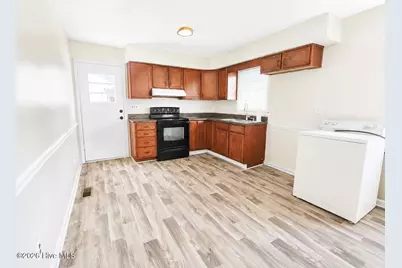 3649 S Walnut Street, Farmville, NC 27828 - Photo 5