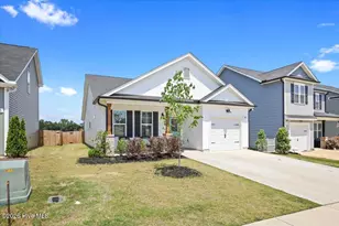 619 Sturgeon St, Smithfield, NC 27577 - Photo 3