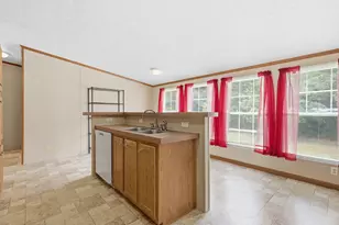 135 Hotel Branch Ln, Richlands, NC 28574 - Photo 7