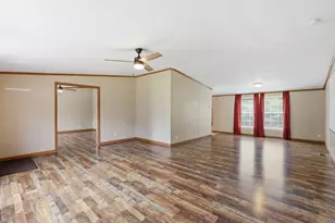 135 Hotel Branch Ln, Richlands, NC 28574 - Photo 3