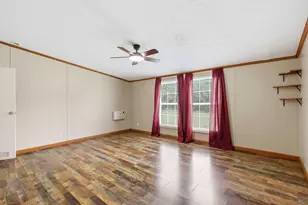 135 Hotel Branch Ln, Richlands, NC 28574 - Photo 11
