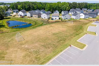 530 Barrington Row Avenue, Zebulon, NC 27597 - Photo 35