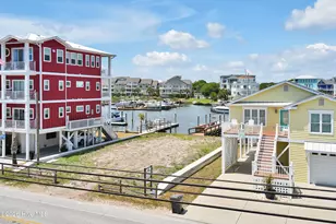 506 Canal Dr, Carolina Beach, NC 28428 - Photo 31