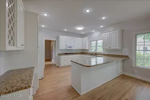 606 Taberna Cir, New Bern, NC 28562 - Photo 13