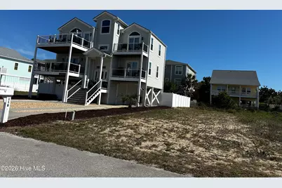 116 Carolina Avenue, Holden Beach, NC 28462 - Photo 11