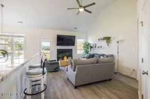 305 Broadleaf Dr, Jacksonville, NC 28546 - Photo 5