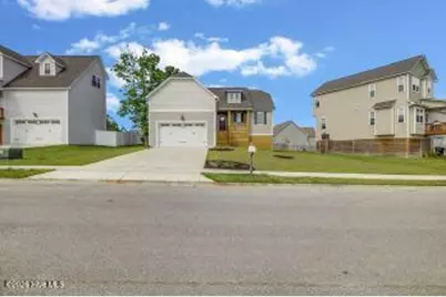 305 Broadleaf Drive, Jacksonville, NC 28546 - Photo 3