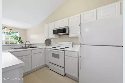 2207 Locksley Woods Drive #G, Greenville, NC 27858 - Photo 7