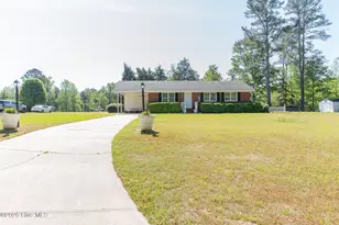 93 Gibson Dairy Rd, Elizabethtown, NC 28337 - Photo 1