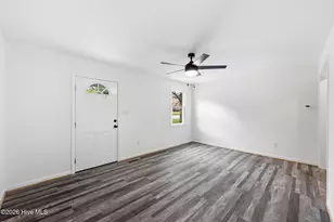 910 Simmons St, New Bern, NC 28560 - Photo 7