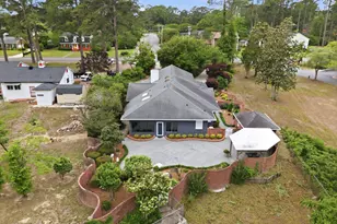 1207 Country Club Dr, Kinston, NC 28504 - Photo 7