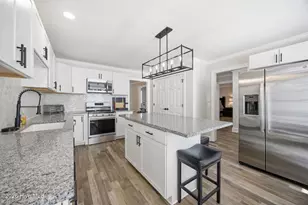 3163 Fox Run Cir, Kinston, NC 28504 - Photo 11