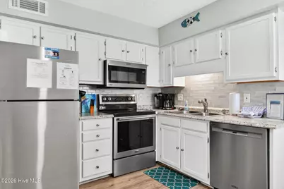 115 Carolina Beach Avenue S #Unit 301, Carolina Beach, NC 28428 - Photo 5
