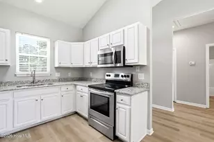 5094 Wyncie Wynd, Southport, NC 28461 - Photo 9