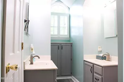 609 Robeson Avenue, Lake Waccamaw, NC 28450 - Photo 31