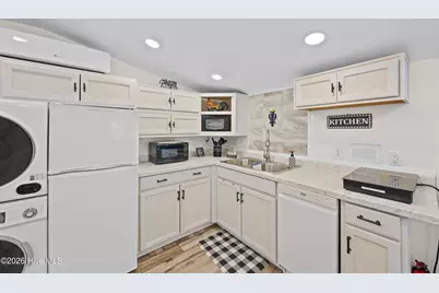 1988 W Lake Shore Drive, Wilmington, NC 28401 - Photo 83