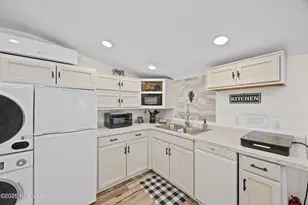 1988 W Lake Shore Dr, Wilmington, NC 28401 - Photo 83