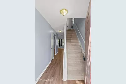 125 Palace Circle, Jacksonville, NC 28546 - Photo 3