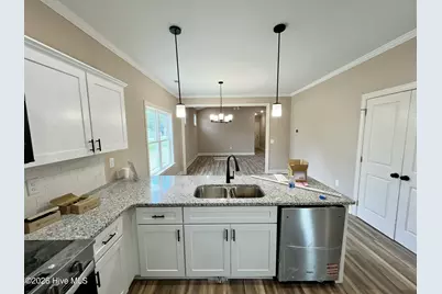 304 E Norwayne Alumni Way, Fremont, NC 27830 - Photo 9