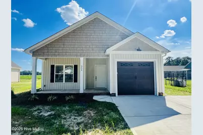 304 E Norwayne Alumni Way, Fremont, NC 27830 - Photo 1