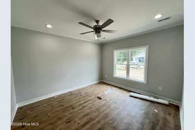 306 E Norwayne Alumni Way, Fremont, NC 27830 - Photo 9