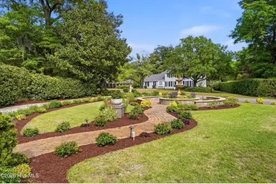 605 Bradley Creek Point Road, Wilmington, NC 28403 - Photo 9