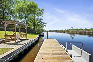 215 Star Hill Dr, Cape Carteret, NC 28584 - Photo 55