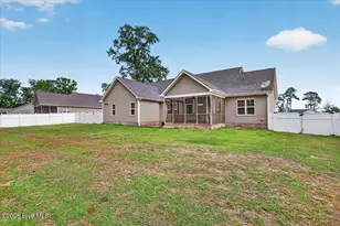 110 Barringer Dr, La Grange, NC 28551 - Photo 9