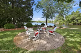 2406 Harbor Island Rd, New Bern, NC 28562 - Photo 13
