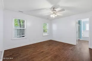302 Crystal Falls Ct, Jacksonville, NC 28546 - Photo 13