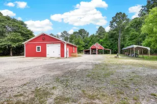 635 Richlands Loop Rd, Richlands, NC 28574 - Photo 65