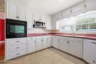 2000 Carey Rd, Kinston, NC 28501 - Photo 13