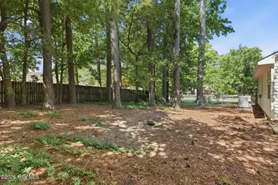 200 E Cameron Court, Jacksonville, NC 28546 - Photo 23