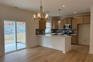 656 Chambers Dr, Southern Pines, NC 28387 - Photo 5