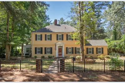 310 E Morganton Road, Southern Pines, NC 28387 - Photo 1