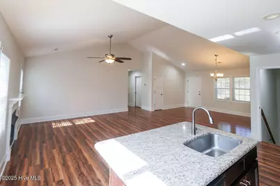 315 Adams Circle, Pinehurst, NC 28374 - Photo 7