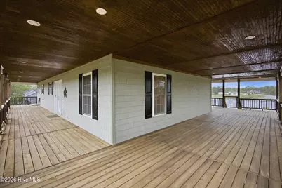 354 W South Shore Drive, Southport, NC 28461 - Photo 11