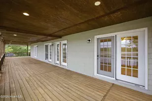 354 W South Shore Dr, Southport, NC 28461 - Photo 9