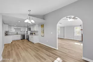 210 Rutledge Dr, Wilmington, NC 28412 - Photo 11