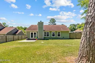 2625 Idlebrook Cir, Midway Park, NC 28544 - Photo 3