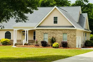 404 Old Swann Point Ave, Rocky Point, NC 28457 - Photo 3