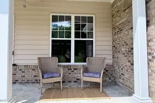 404 Old Swann Point Ave, Rocky Point, NC 28457 - Photo 5